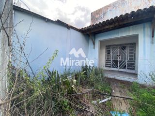 Casa Para Alugar com 3 quartos sendo 1 suíte no bairro Brasília em Feira De Santana