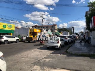 Imóvel Comercial Para Alugar no bairro Ponto Central em Feira De Santana