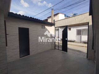 Casa Para Vender com 3 quartos no bairro Feira VII em Feira De Santana