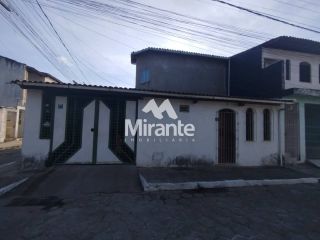 Casa Para Vender com 3 quartos sendo 2 suítes no bairro Feira VI em Feira De Santana