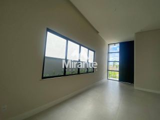 Casa de Condomínio Para Vender com 3 quartos sendo 3 suítes no bairro Registro em Feira De Santana