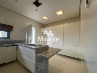 Apartamento Para Vender com 4 quartos sendo 4 suítes no bairro Santa Mônica em Feira De Santana