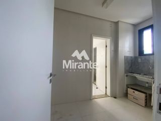 Apartamento Para Vender com 4 quartos sendo 4 suítes no bairro Santa Mônica em Feira De Santana
