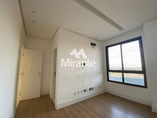 Apartamento Para Vender com 4 quartos sendo 4 suítes no bairro Santa Mônica em Feira De Santana