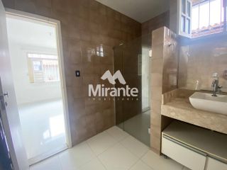 Casa Para Vender com 3 quartos sendo 1 suíte no bairro Capuchinhos em Feira De Santana