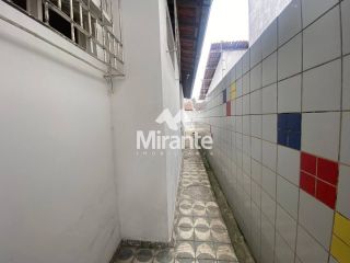 Casa Para Vender com 3 quartos sendo 1 suíte no bairro Capuchinhos em Feira De Santana