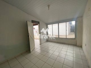 Casa Para Vender com 3 quartos sendo 1 suíte no bairro Capuchinhos em Feira De Santana