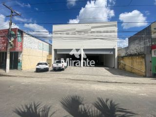 Galpão / Depósito / Armazém Para Alugar no bairro Brasília em Feira De Santana