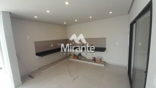 Casa de Condomínio Para Vender com 4 quartos sendo 3 suítes no bairro BR 116 em Feira De Santana