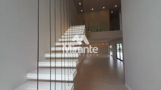 Casa de Condomínio Para Vender com 4 quartos sendo 3 suítes no bairro BR 116 em Feira De Santana