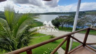 Casa de Condomínio Para Vender com 4 quartos sendo 3 suítes no bairro BR 116 em Feira De Santana