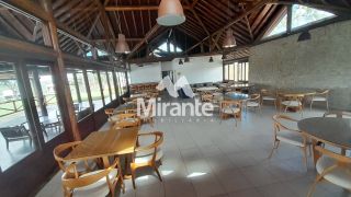 Casa de Condomínio Para Vender com 4 quartos sendo 3 suítes no bairro BR 116 em Feira De Santana