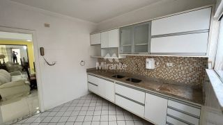 Casa de Condomínio Para Vender com 3 quartos, sendo 2 suítes no bairro Santa Mônica II em Feira De Santana