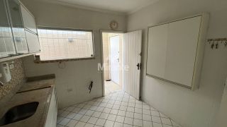 Casa de Condomínio Para Vender com 3 quartos, sendo 2 suítes no bairro Santa Mônica II em Feira De Santana