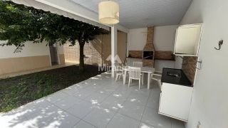 Casa de Condomínio Para Vender com 3 quartos, sendo 2 suítes no bairro Santa Mônica II em Feira De Santana