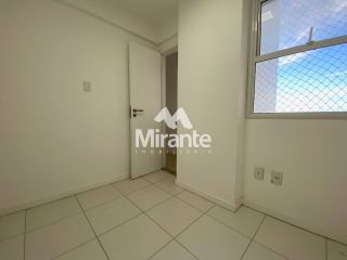 Apartamento Semi Mobiliado Para Alugar com 3 quartos sendo 1 suíte no bairro Santa Mônica em Feira De Santana