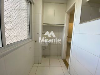 Apartamento Semi Mobiliado Para Alugar com 3 quartos sendo 1 suíte no bairro Santa Mônica em Feira De Santana