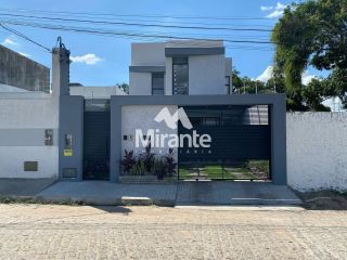 Casa Para Vender com 3 quartos sendo 1 suíte no bairro Brasília em Feira De Santana