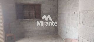 Casa Para Vender com 4 quartos sendo 1 suítes no bairro Tomba em São Gonçalo Dos Campos