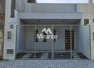 Casa Para Vender com 3 quartos sendo 1 suíte no bairro Parque Getúlio Vargas em Feira De Santana