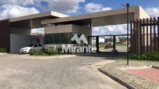 Lote / Terreno de Condomínio Para Vender no bairro Sim em Feira De Santana