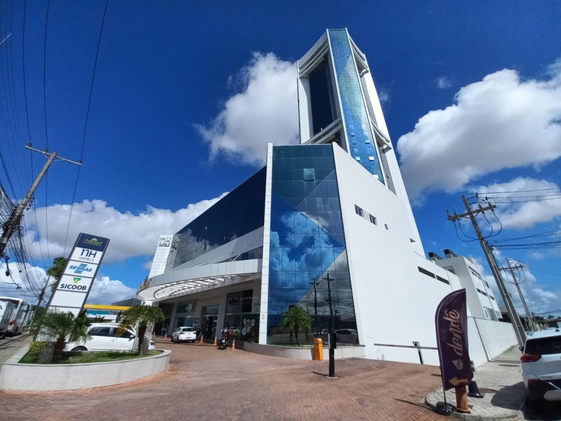 Apartamento Para Vender com 1 quarto sendo 1 suíte no bairro São João em Feira De Santana