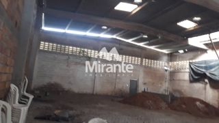 Galpão / Depósito / Armazém Para Alugar no bairro Tomba em Feira De Santana