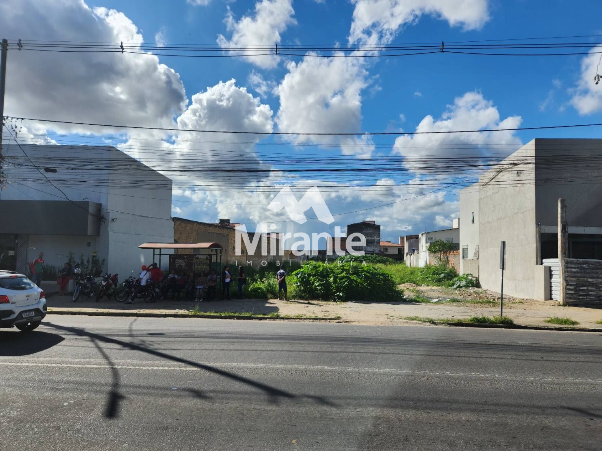 Lote / Terreno Comercial Para Alugar no bairro Ponto Central em Feira De Santana