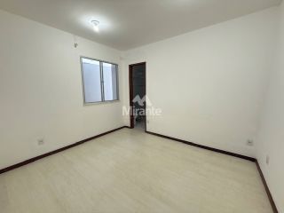 Casa de Condomínio Para Vender com 3 quartos 1 suíte no bairro Papagaio em Feira De Santana