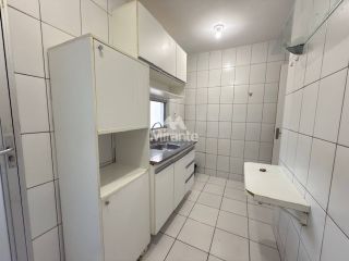 Casa de Condomínio Para Vender com 3 quartos 1 suíte no bairro Papagaio em Feira De Santana