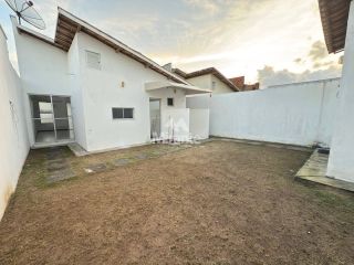 Casa de Condomínio Para Vender com 3 quartos 1 suíte no bairro Papagaio em Feira De Santana