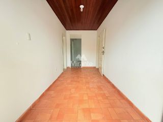 Casa Para Alugar no bairro Serraria Brasil em Feira De Santana