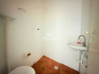 Casa Para Alugar no bairro Serraria Brasil em Feira De Santana