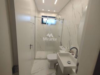 Casa de Condomínio Mobiliada Para Vender com 5 quartos sendo 2 suítes no bairro Sim em Feira De Santana