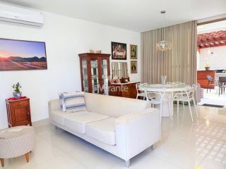 Casa de Condomínio Para Vender com 3 quartos sendo 1 suíte no bairro Sim em Feira De Santana