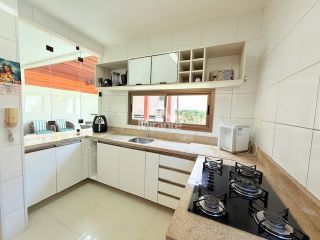 Casa de Condomínio Para Vender com 3 quartos sendo 1 suíte no bairro Sim em Feira De Santana