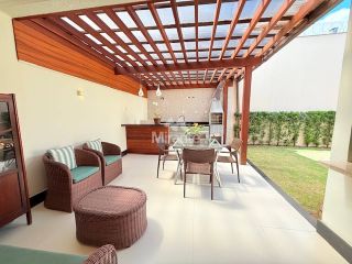 Casa de Condomínio Para Vender com 3 quartos sendo 1 suíte no bairro Sim em Feira De Santana