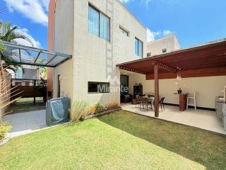 Casa de Condomínio Para Vender com 3 quartos sendo 1 suíte no bairro Sim em Feira De Santana