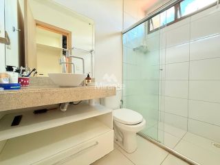 Casa de Condomínio Para Vender com 3 quartos sendo 1 suíte no bairro Sim em Feira De Santana