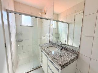 Casa de Condomínio Para Vender com 3 quartos sendo 3 suítes no bairro Sim em Feira De Santana