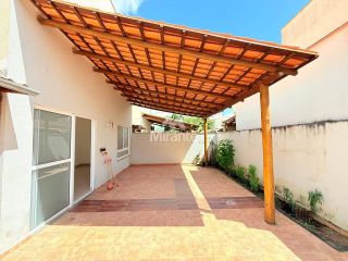 Casa de Condomínio Para Vender com 3 quartos sendo 3 suítes no bairro Sim em Feira De Santana