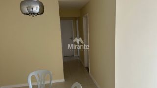 Apartamento Para Alugar com 3 quartos sendo 1 suítes no bairro Santa Mônica em Feira De Santana