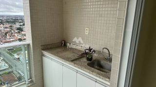 Apartamento Para Alugar com 3 quartos sendo 1 suítes no bairro Santa Mônica em Feira De Santana