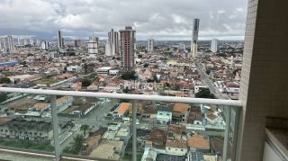 Apartamento Para Alugar com 3 quartos sendo 1 suítes no bairro Santa Mônica em Feira De Santana