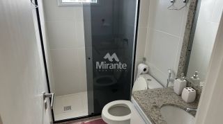 Apartamento Para Alugar com 3 quartos sendo 1 suítes no bairro Santa Mônica em Feira De Santana