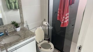 Apartamento Para Alugar com 3 quartos sendo 1 suítes no bairro Santa Mônica em Feira De Santana