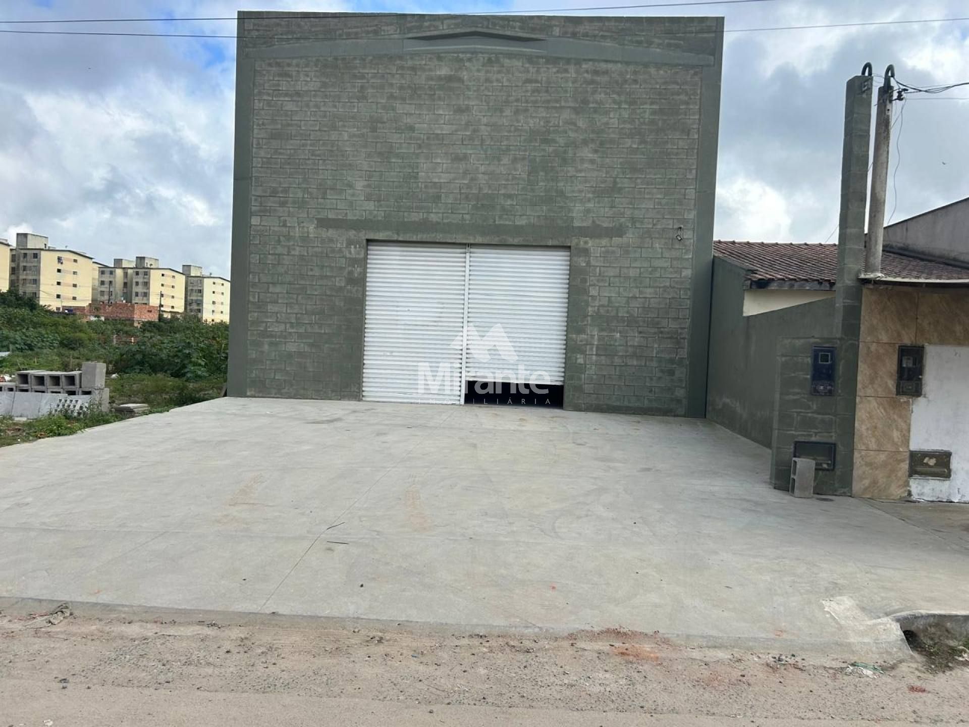 Loja Para Alugar no bairro Mangabeira em Feira De Santana