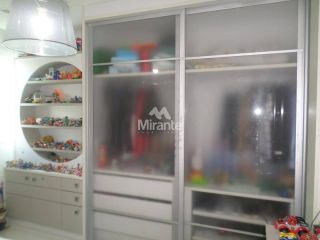 Casa de Condomínio Mobiliada, Para Alugar, com 4 quartos sendo 4 suítes no bairro Sim em Feira De Santana