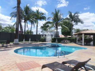 Casa de Condomínio Mobiliada, Para Alugar, com 4 quartos sendo 4 suítes no bairro Sim em Feira De Santana