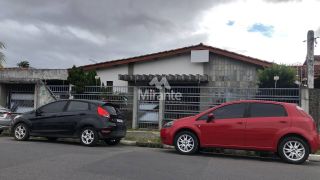 Casa Para Alugar com 3 quartos 1 suíte no bairro Capuchinhos em Feira De Santana